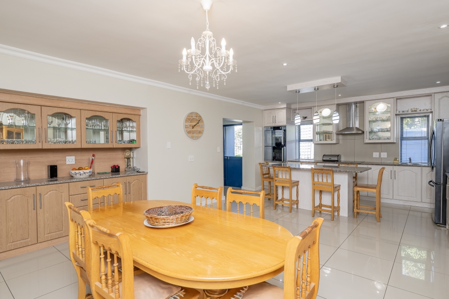 4 Bedroom Property for Sale in Zevenwacht Country Estate Western Cape